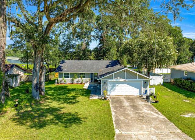 Property at 1325 SE 32nd St, Ocala, FL 34471, 3 beds, 2 baths