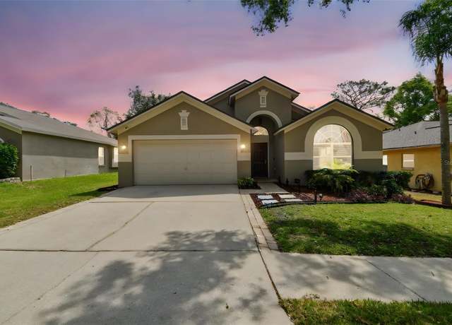 Property at 2719 Brookville Dr, Valrico, FL 33596, 4 beds, 2 baths