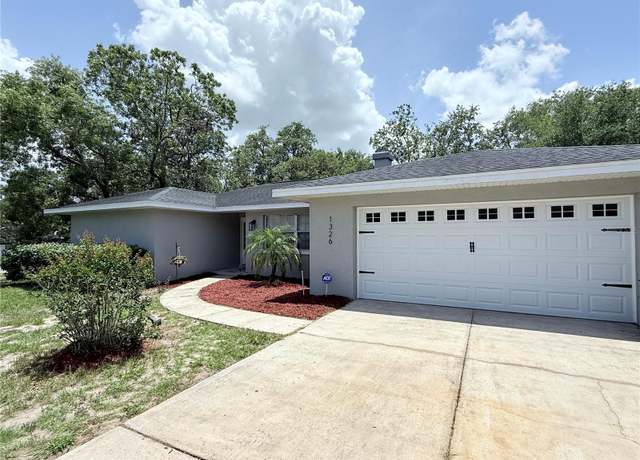 Property at 1326 Wildcat Ct, Apopka, FL 32712, 4 beds, 2 baths