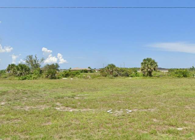 Property at 4042 NW 37th Ave, Cape Coral, FL 33993