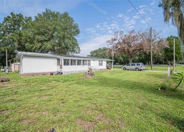 Property at 2530 Sutton Rd, Lakeland, FL 33810, 3 beds, 2 baths