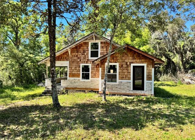 Property at 737 E Indiana Ave, Deland, FL 32724, 3 beds, 1 bath