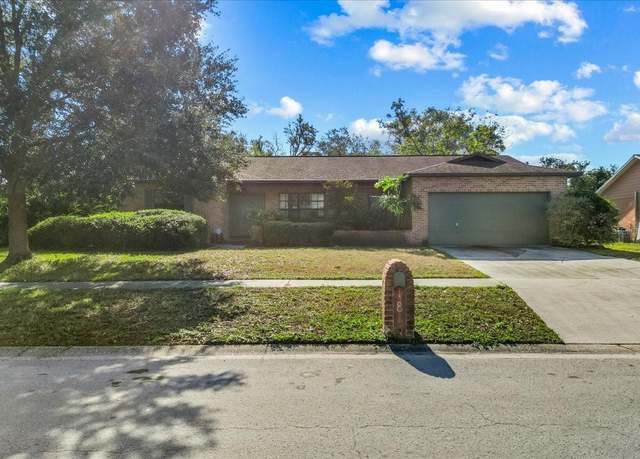 Property at 1813 Laurel Oak Dr, Valrico, FL 33596, 3 beds, 2 baths