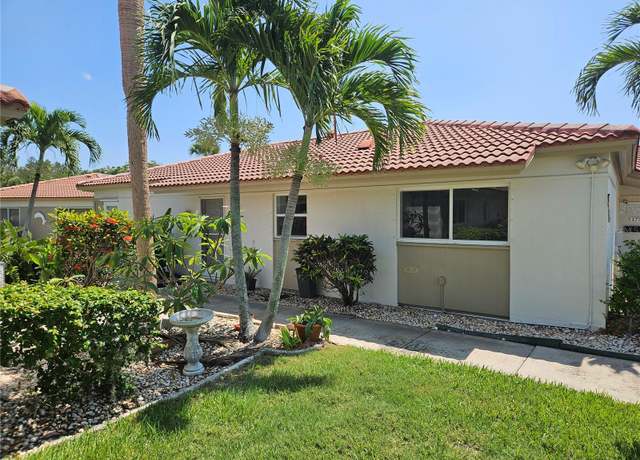 Property at 179 Vista Hermosa Cir Unit 17B, Sarasota, FL 34242, 2 beds, 2 baths