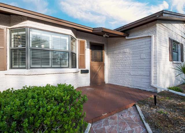 Property at 4712 Travertine Dr, Tampa, FL 33615, 3 beds, 2 baths