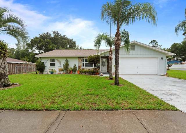 Property at 39243 6th Ave, Zephyrhills, FL 33542, 2 beds, 3 baths