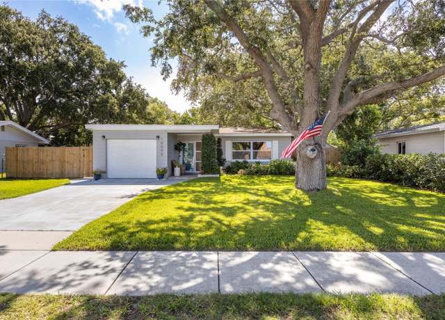 Property at 10095 Oakhurst Rd, Seminole, FL 33776, 3 beds, 2 baths