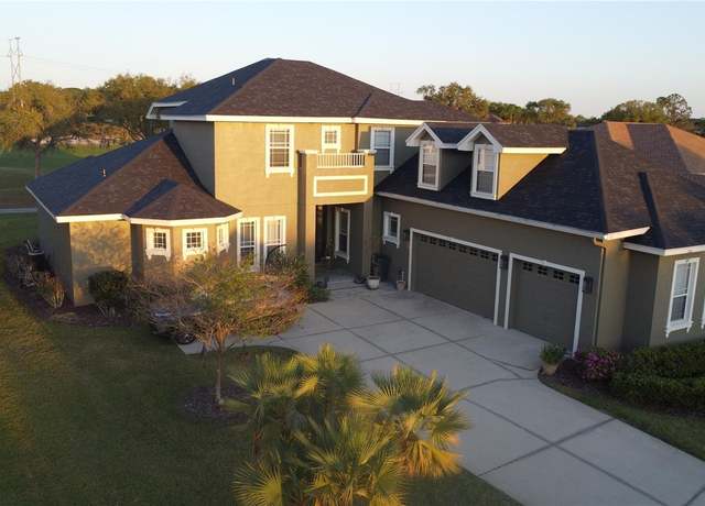 Property at 7330 Reflections Lake Dr, Lakeland, FL 33813, 4 beds, 3.5 baths