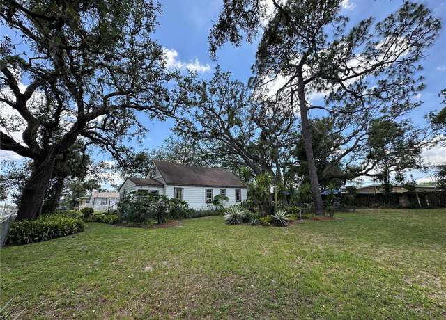Property at 8502 N Branch Ave, Tampa, FL 33604, 3 beds, 1 bath