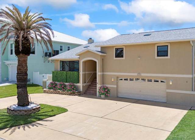Property at 17025 Dolphin Dr, North Redington Beach, FL 33708, 4 beds, 2.5 baths