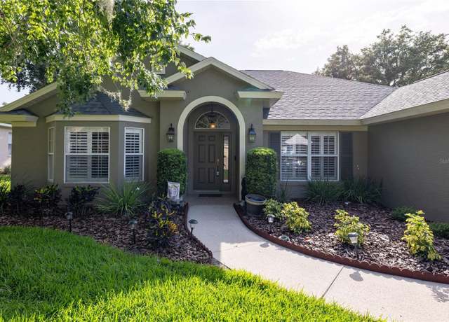 Property at 19232 Park Place Blvd, Eustis, FL 32736, 3 beds, 2 baths