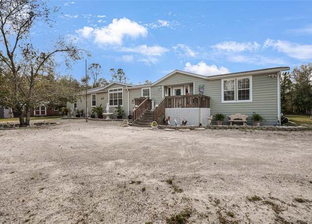 Property at 3038 SW Gator Trl, Arcadia, FL 34266, 5 beds, 4 baths