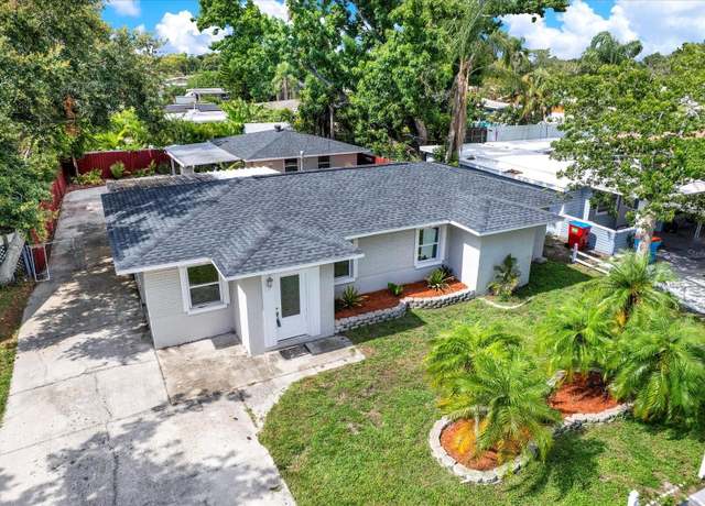 Property at 10375 106th Ter, Largo, FL 33773, 4 beds, 3 baths
