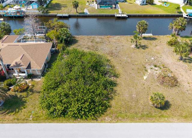Property at 17117 Canary Ln, Port Charlotte, FL 33948