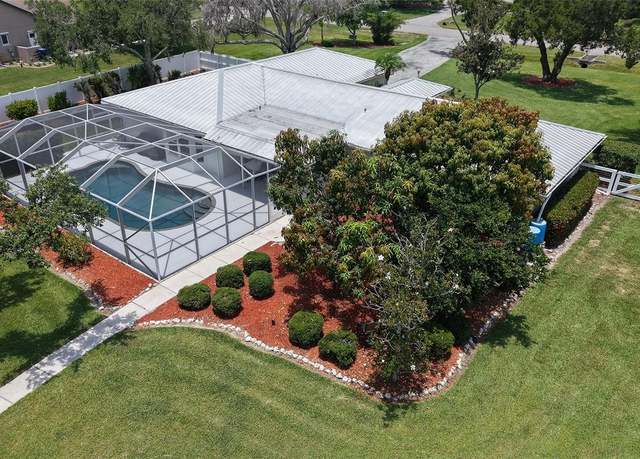 Property at 3764 Oak Grove Dr, Sarasota, FL 34243, 4 beds, 2 baths