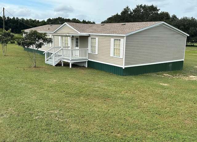 Property at 12586 SE 170th St, Weirsdale, FL 32195, 5 beds, 3 baths