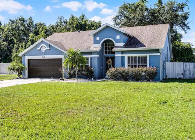 Property at 2848 Tremont Dr, Eustis, FL 32726, 3 beds, 2 baths