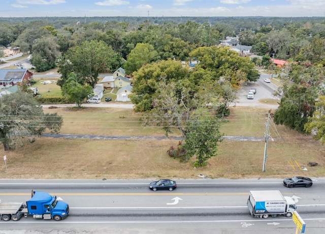 Property at 38424 South Ave, Zephyrhills, FL 33542