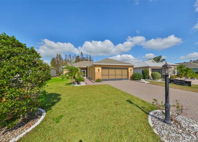 Property at 1123 Emerald Dunes Dr, Sun City Center, FL 33573, 2 beds, 2 baths