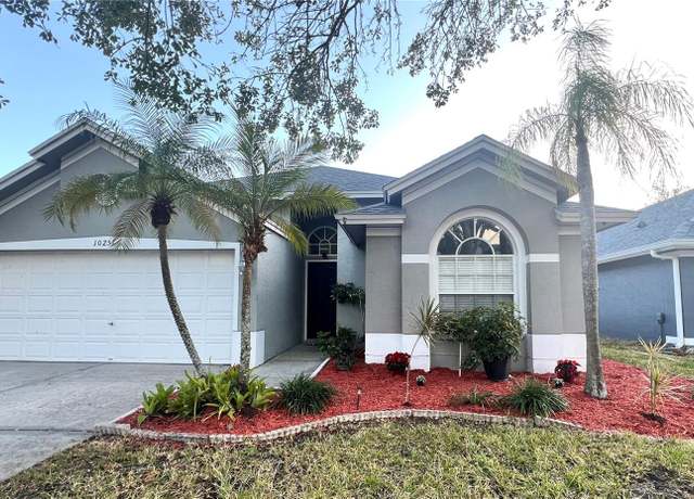 Property at 10251 Oasis Palm Dr, Tampa, FL 33615, 3 beds, 2 baths