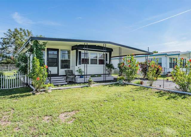 Property at 39601 Elgin Dr, Zephyrhills, FL 33542, 2 beds, 1 bath