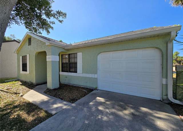 Property at 19583 Kapok Ct, Port Charlotte, FL 33952, 2 beds, 2 baths
