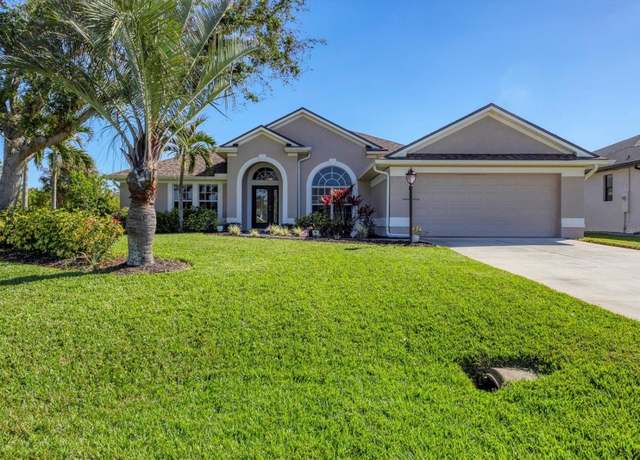 Property at 76 Long Meadow Ct, Rotonda West, FL 33947, 4 beds, 2 baths