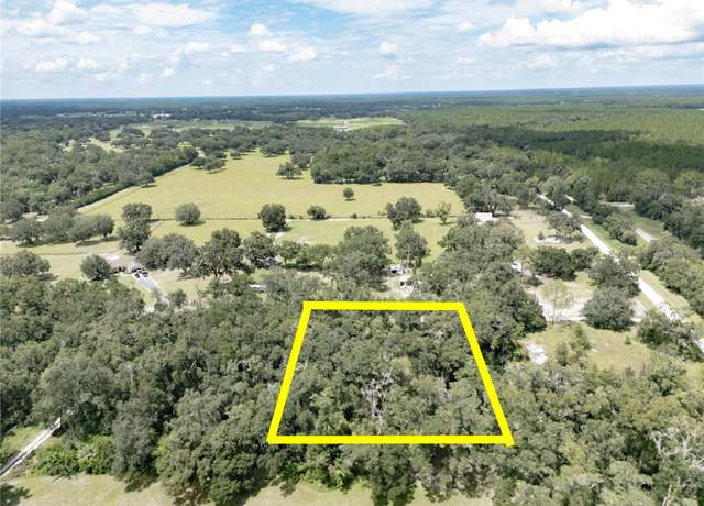 Property at 19930 SE 31st St, Morriston, FL 32668