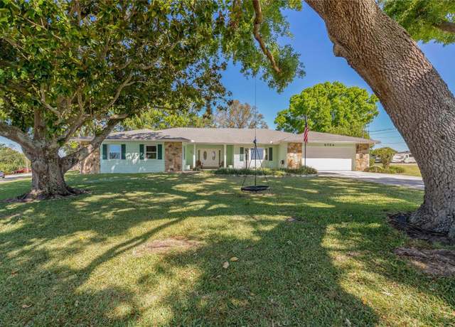 Property at 6754 Winterset Gardens Rd, Winter Haven, FL 33884, 4 beds, 3 baths