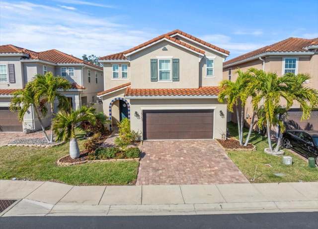 Property at 10193 Grand Oak Cir, Madeira Beach, FL 33708, 4 beds, 2.5 baths