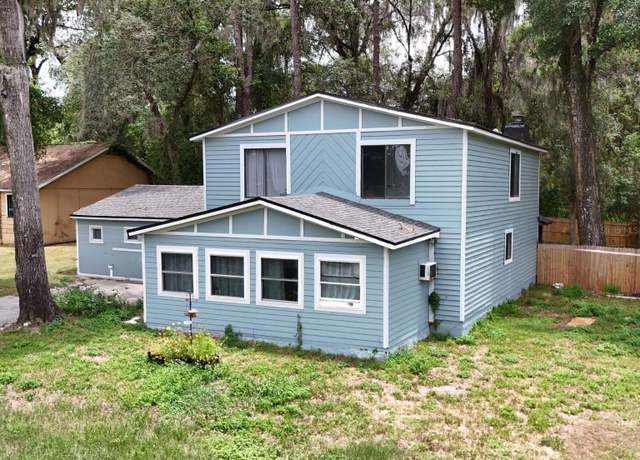 Property at 1288 SE 32nd St, Ocala, FL 34471, 3 beds, 2.5 baths