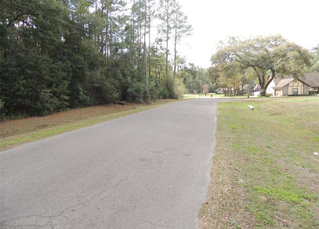 Property at 1011 NE 4th St, Williston, FL 32696