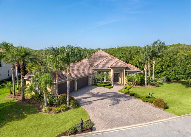 Property at 7 Spanish Moss Ct, Palm Coast, FL 32137, 3 beds, 3 baths