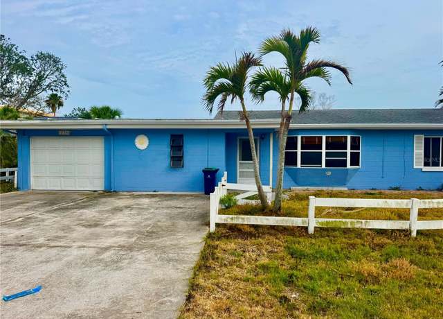 Property at 17595 1st St E, Redington Shores, FL 33708, 3 beds, 2 baths