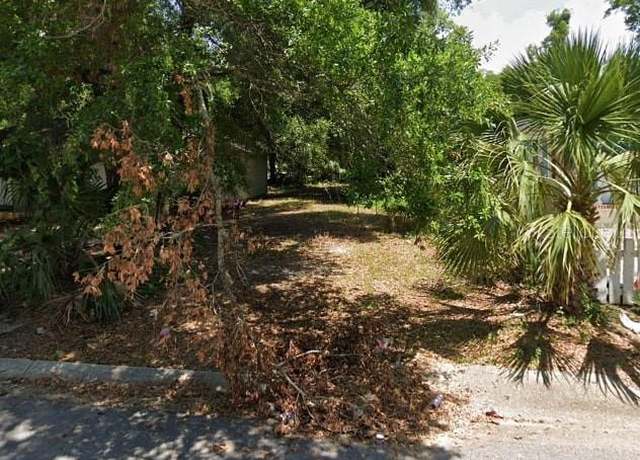 Property at 210 E Lakeview Ave, Pensacola, FL 32503