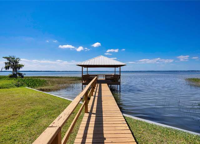 Property at 2205 Cypress Cove Dr, Tavares, FL 32778, 2 beds, 2 baths