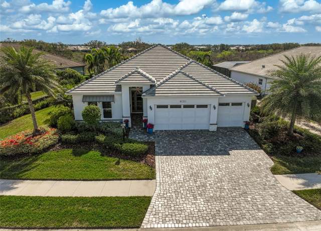 Property at 8261 Grande Shores Dr, Sarasota, FL 34240, 3 beds, 3 baths