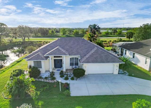 Property at 1057 Meadow Breeze Ln, Sarasota, FL 34240, 3 beds, 2 baths