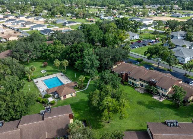 Property at 513 Fairways Ln Unit B, Ocala, FL 34472, 2 beds, 2 baths