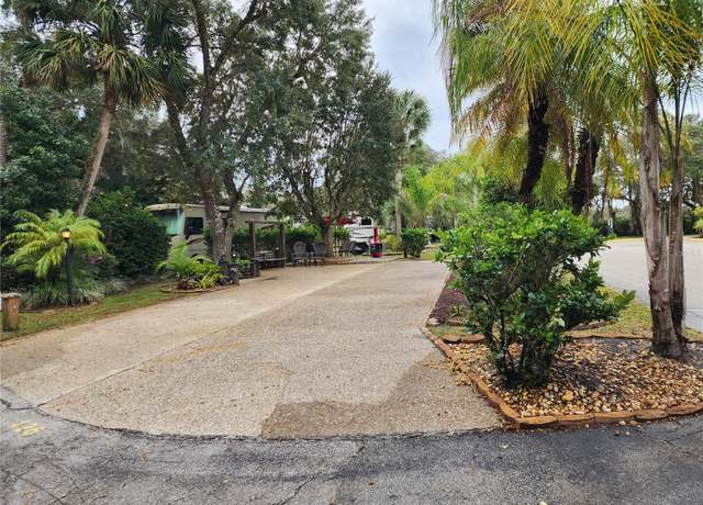 Property at 426 Longhorn Dr, Lake Wales, FL 33898