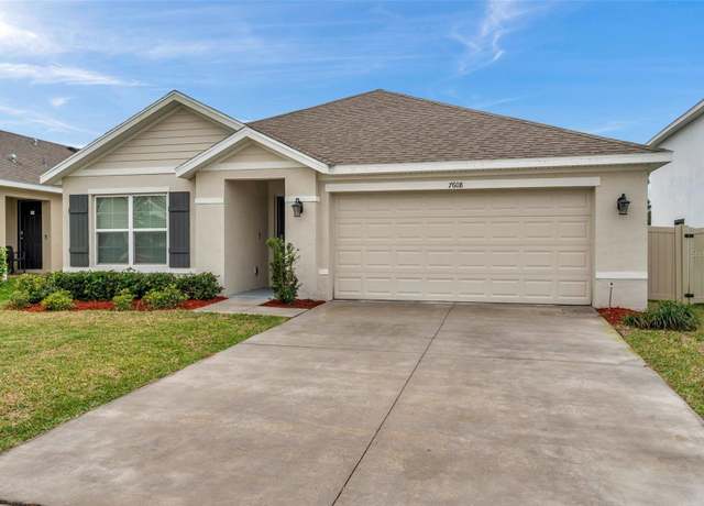 Property at 7608 Broad Pointe Dr, Zephyrhills, FL 33540, 3 beds, 2 baths