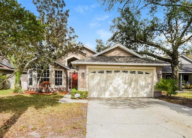 Property at 1019 Royal Oaks Dr, Apopka, FL 32703, 3 beds, 2 baths