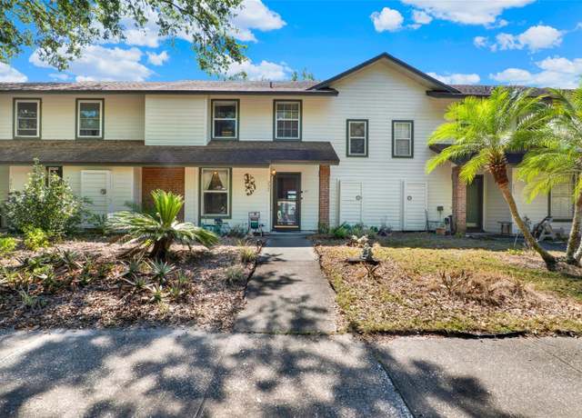 Property at 237 S Wilderness Pt, Casselberry, FL 32707, 2 beds, 2.5 baths