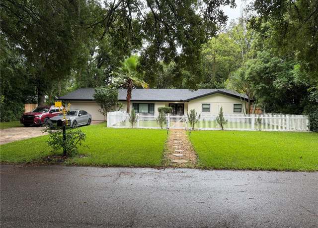 Property at 8042 Ridge Way, Orlando, FL 32817, 3 beds, 2 baths