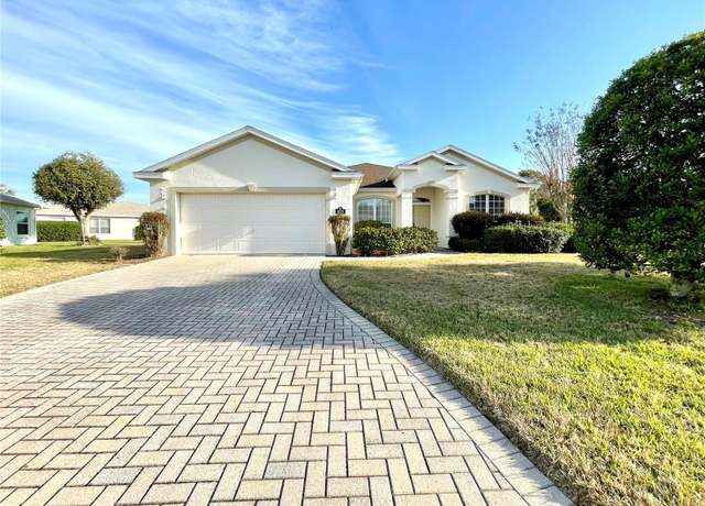 Property at 1033 SW 159th St, Ocala, FL 34473, 3 beds, 2 baths