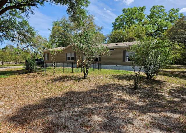 Property at 8745 SW 148th Ln, Dunnellon, FL 34432, 3 beds, 2 baths