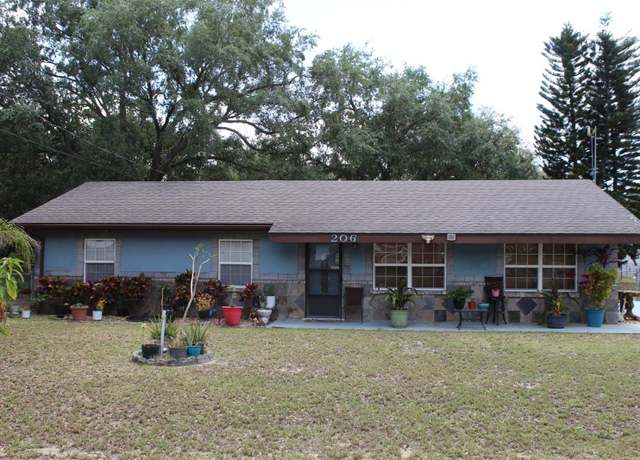 Property at 206 Willow St, Lake Wales, FL 33859, 2 beds, 2 baths
