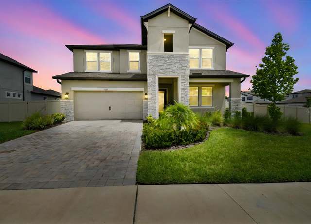 Property at 33287 Sycamore Leaf Dr, Wesley Chapel, FL 33545, 4 beds, 3.5 baths