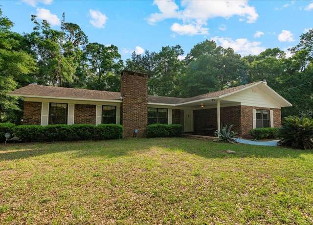 Property at 16690 NE 51st St, Williston, FL 32696, 4 beds, 2 baths