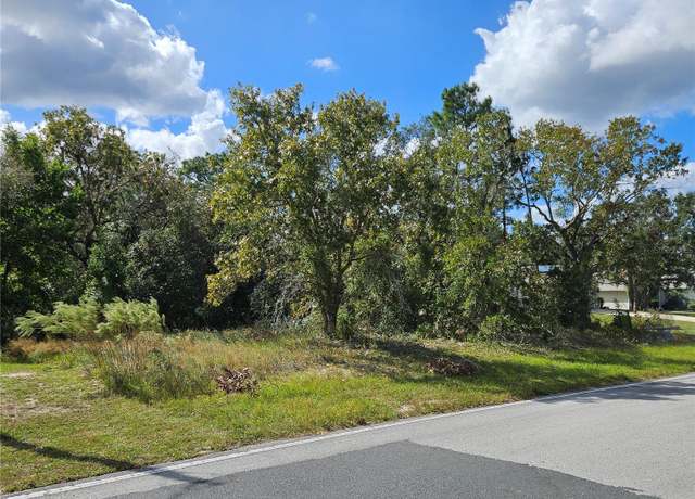 Property at 89 Cypress Blvd E, Homosassa, FL 34446
